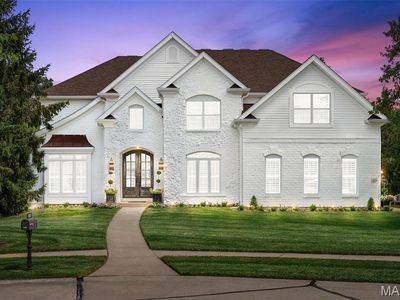1201 Parkway Meadow Ct, Ballwin, MO, 63021