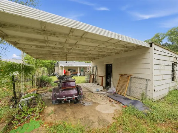 718 S 2nd St, Henryetta, OK 74437
