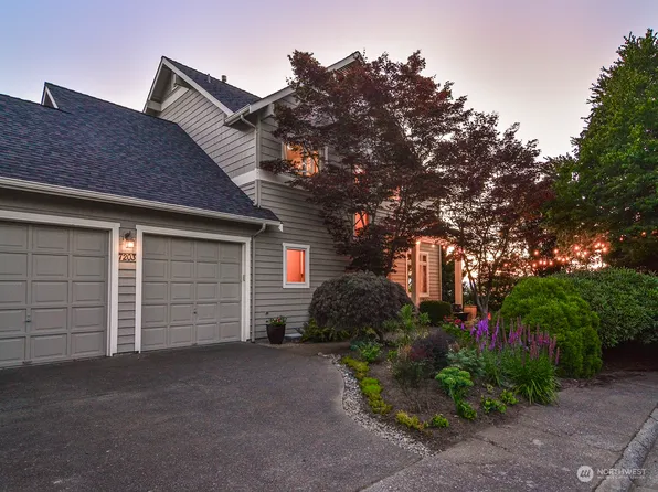 7203 LeDroit Court SW, Seattle, WA 98136