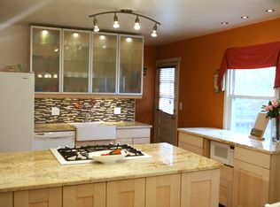 76 Claremont Rd, Franklin Park, NJ 08823