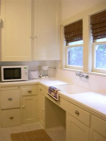California Apartments — Photo 23
