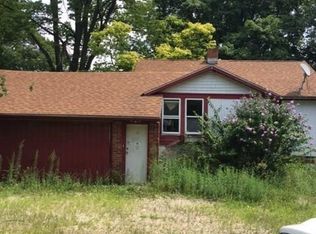 7320 N Safford Dr, Peoria, IL