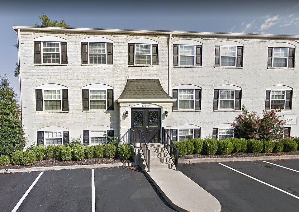 1st image of 102 Middletown Sq