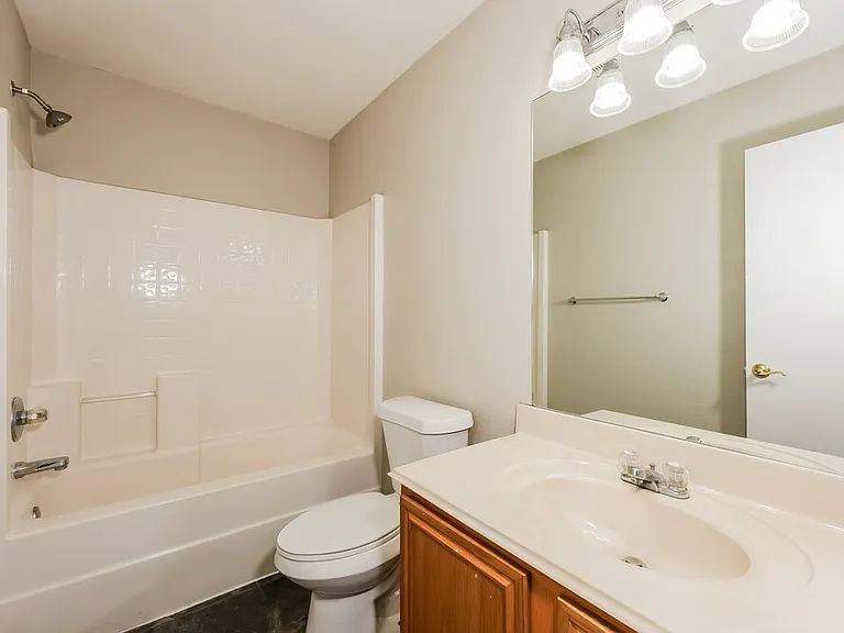 2736 Cochran Way — Photo 15