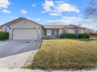 865 Gregory Ln, Mountain Home, ID 83647