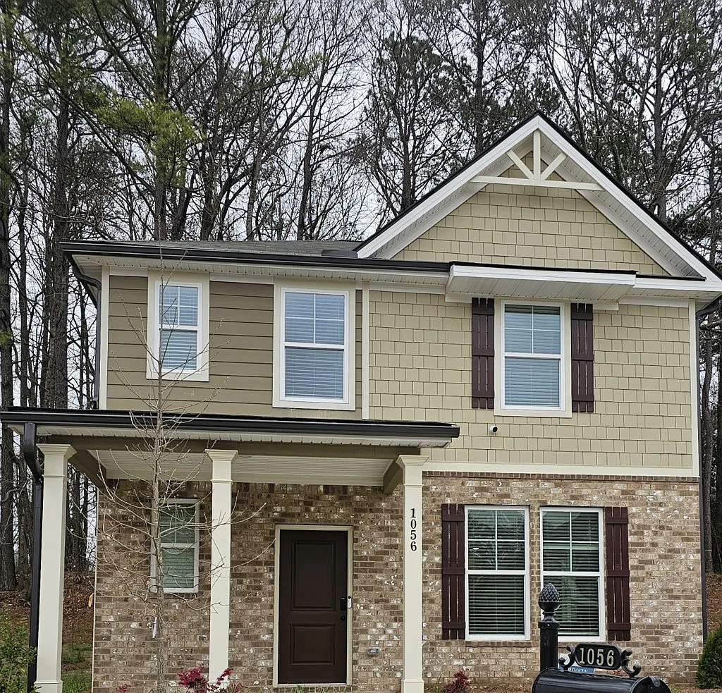 Charming 3-Bedroom Home in Atlanta's Norwood Manor — Photo 1