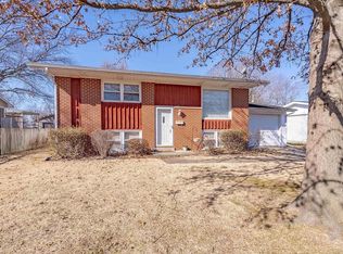 1931 Dalehaven Dr, Evansville, IN
