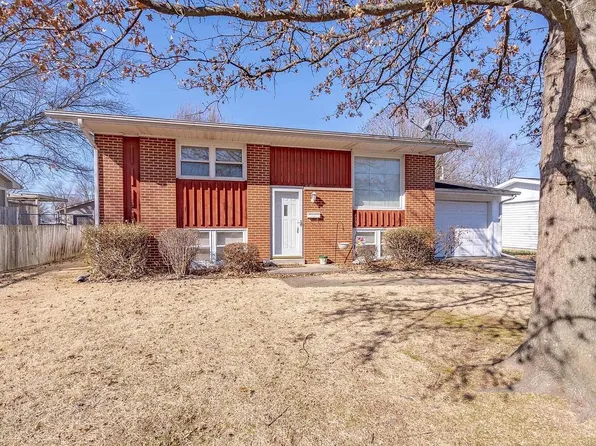1931 Dalehaven Dr, Evansville, IN 47714