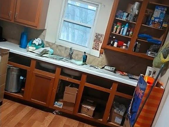 5th image of 7029 Twin River Rd