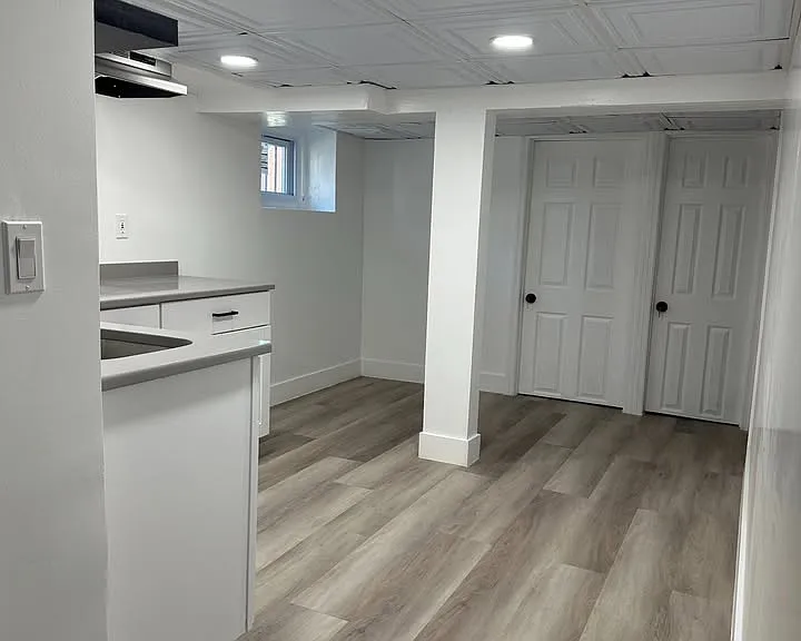 16 Bellair Pl #BASEMENT — Photo 3