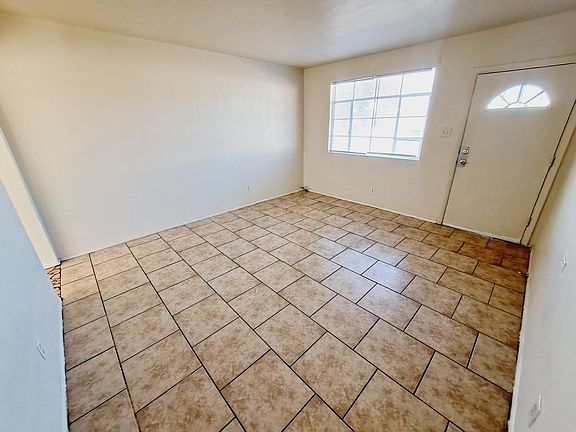 3rd image of 524 Cardenas Dr SE Unit C