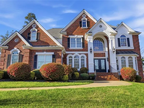 5662 Tuxedo Dr, Douglasville, GA 30135
