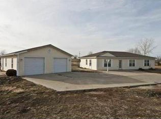 23537 151st St, Leavenworth, KS 66048