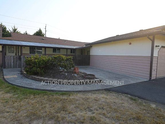 2nd image of 22 Anchor Cove Ln