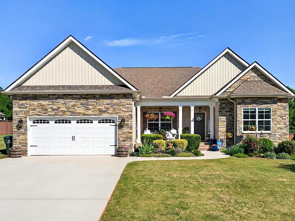 1st image of 205 Cedar Knoll Way
