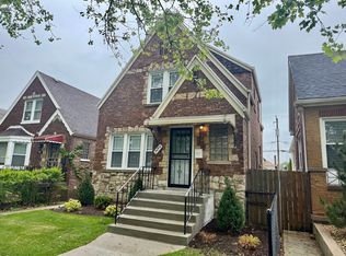 9240 S Aberdeen St, Chicago, IL