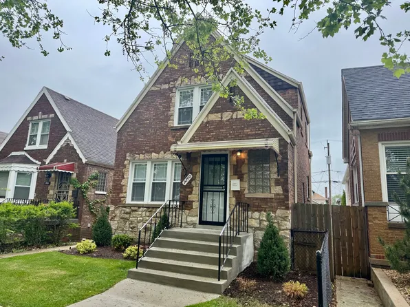 9240 S Aberdeen St, Chicago, IL 60620