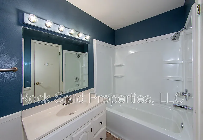 7231 Bomar Dr — Photo 21