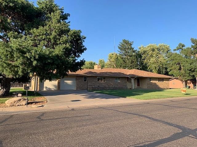 1st image of 321 Lilac Dr