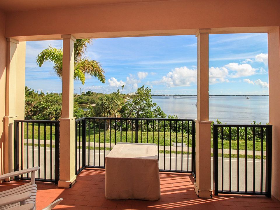 Balcony w/Spectacular Indian River Views