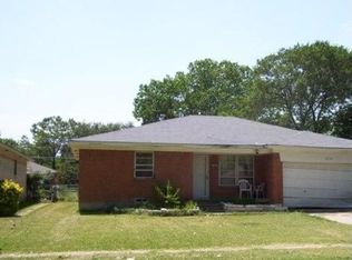 8320 Greenmound Ave, Dallas, TX 75227