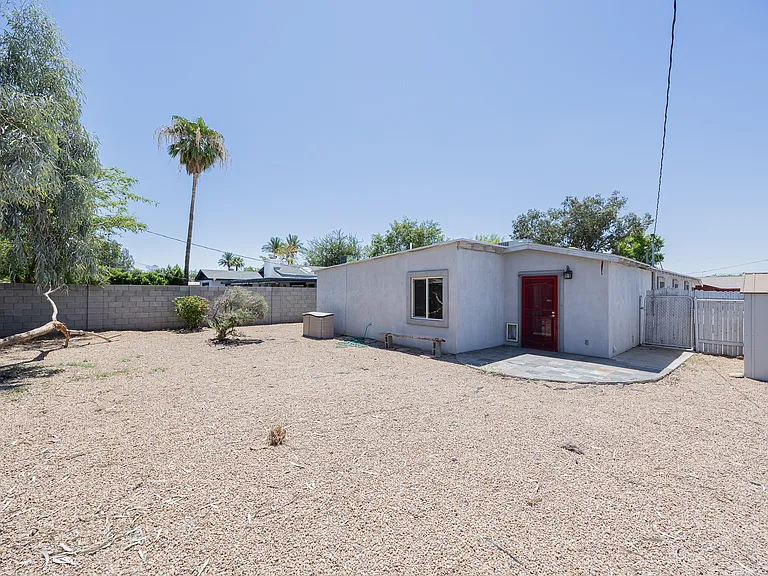 1332 E Whitton Ave — Photo 26
