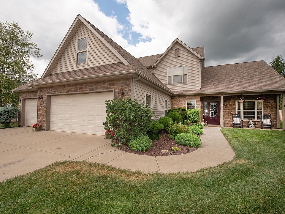 1st image of 782 N Commodores Ln