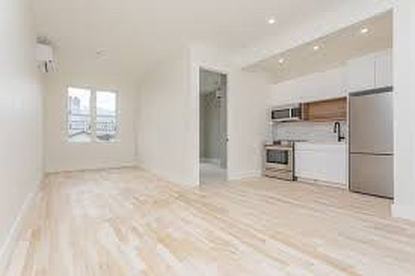 1st image of 522 Midwood St #3B