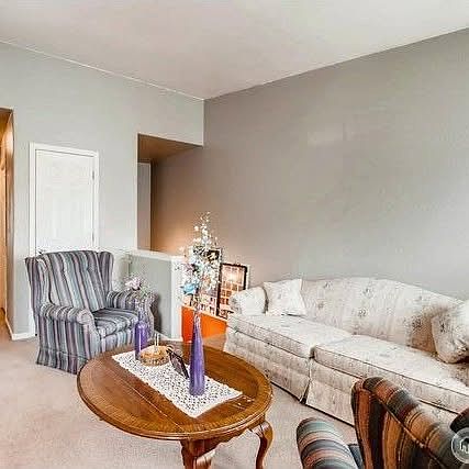 4th image of 1315 Darrell Rd #1315