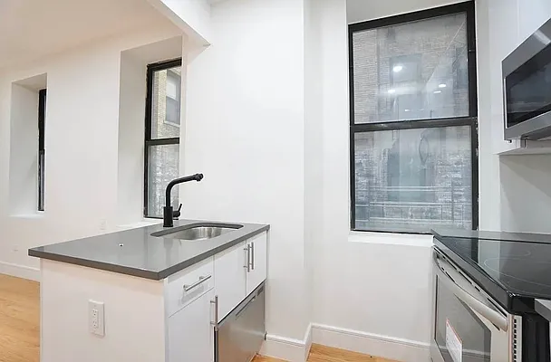 Rented by BRICK & GALO REALTY CORP | media 17