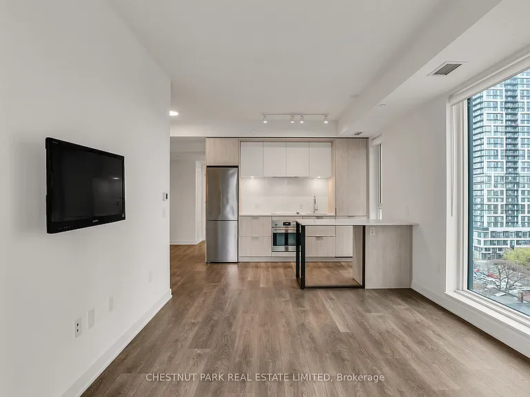 130 River St #803 — Photo 8