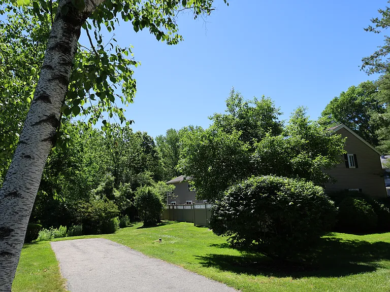 10 Village Brook Ln — Photo 97