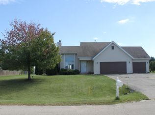 8385 Al Ben Ken Rd, Roscoe, IL 61073