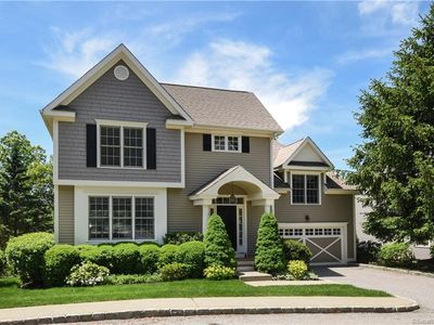 9 Woods Way, Redding, CT, 06896
