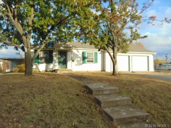 1107 N Cleveland Ave W, Sand Springs, OK 74063