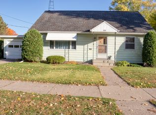 144 Anne St, Clintonville, WI 54929