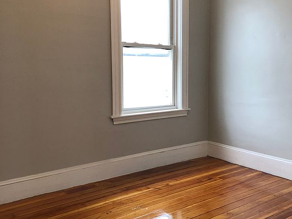 Front bedroom