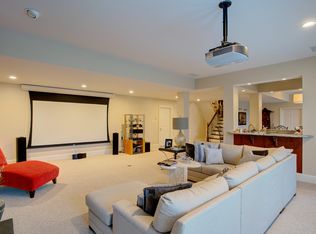 520 Quail Ridge Ln, Saint Albans, MO 63073