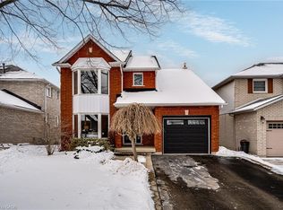 43 Glenayr St, Hamilton, ON L9C 7J2