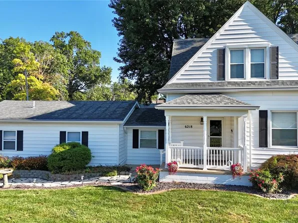 6218 W Main St, Maryville, IL 62062
