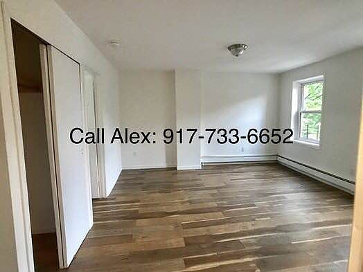 4th image of 2321 36th St