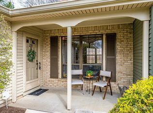228 Perth Hill Ct, Aberdeen, NJ 07747