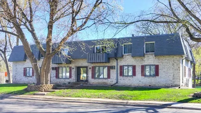 2 bed, 850 sqft, $1,650 — Photo 1