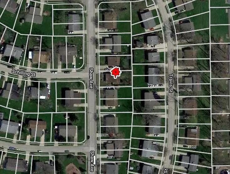 2056 Shaw Ave photo 1