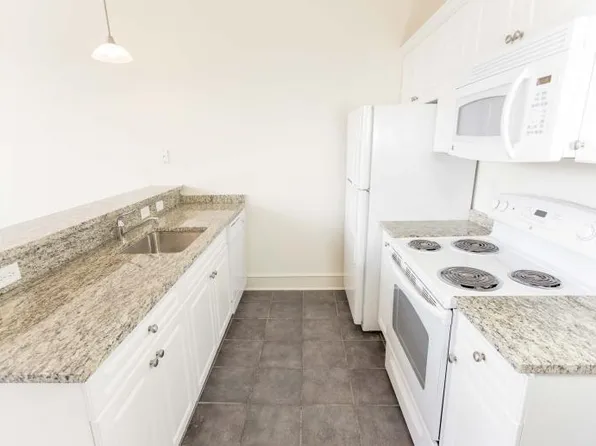 THE DESIGN PAK LOFTS (175 MAPLE STREET)