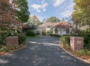 126 Rye Ridge Rd, Harrison, NY 10528