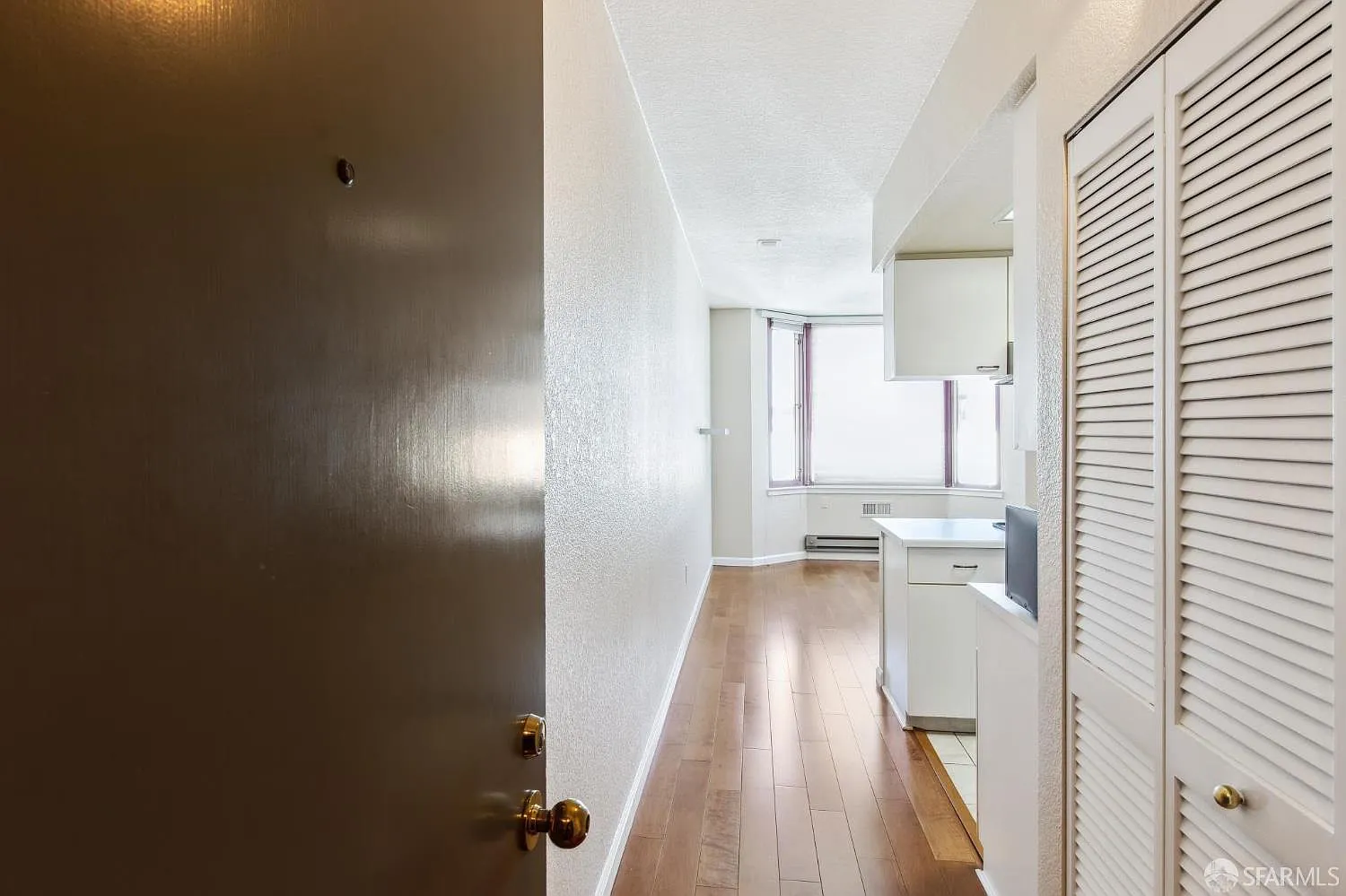 Studio, 1.0 bath, 432 sqft, $3,590 — Photo 2