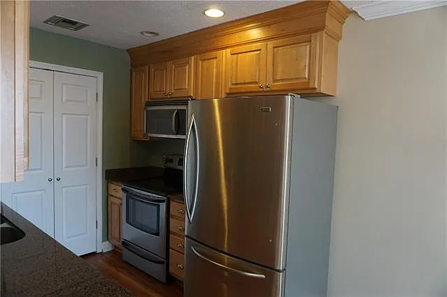 1444 Carrollton Ave #203 — Photo 8