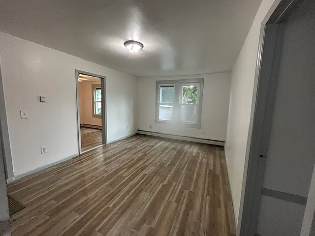 2 bed, $1,600 — Photo 2