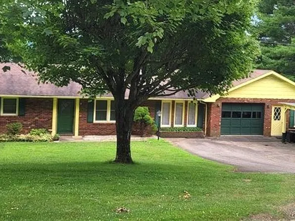 452 Mount Jefferson State Park Road, West Jefferson, NC 28694